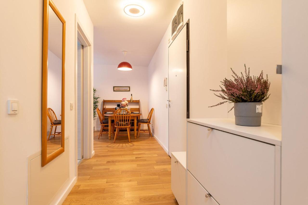 North Likehome Comfort Bukarest Exteriör bild