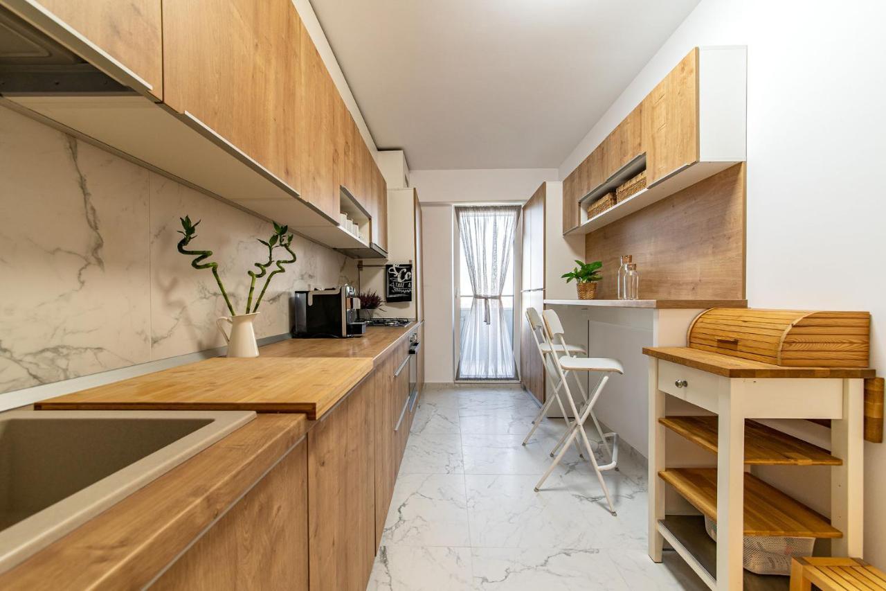 North Likehome Comfort Bukarest Exteriör bild