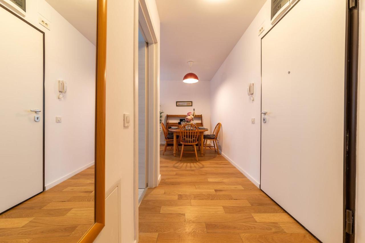 North Likehome Comfort Bukarest Exteriör bild